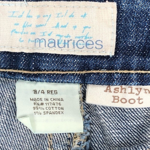 MAURICES Women’s Blue Jeans Sz 3/4 Distressed - Picture 8 of 8